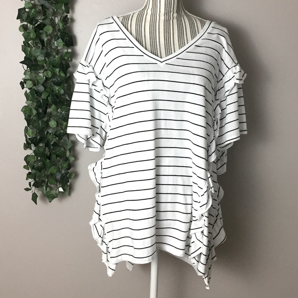 NWT Fantastic Fawn white striped top sz L